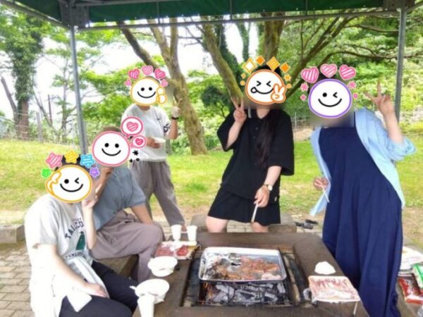 BBQをしている